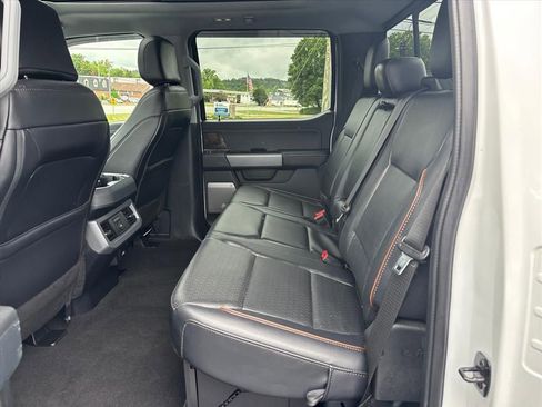 Used 2025 Ford F250 Lariat w/ Black Appearance Package AWD/4WD image 17