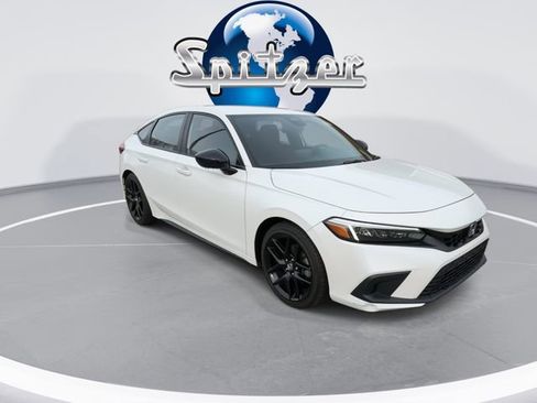 Used 2023 Honda Civic Sport image 2