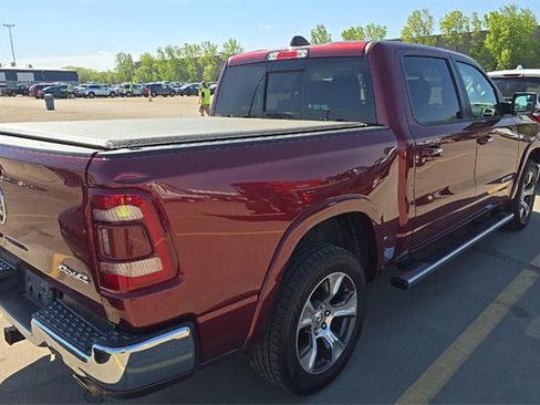 Used 2019 RAM 1500 Laramie AWD/4WD image 3