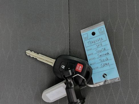 Used 2018 Toyota Tacoma SR5 image 35