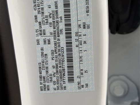 New 2026 Ford F250 XLT w/ FX4 Off-Road Package image 60