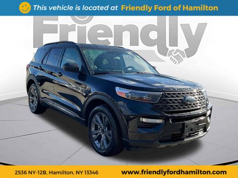 Used 2021 Ford Explorer XLT w/ Equipment Group 202A image 14