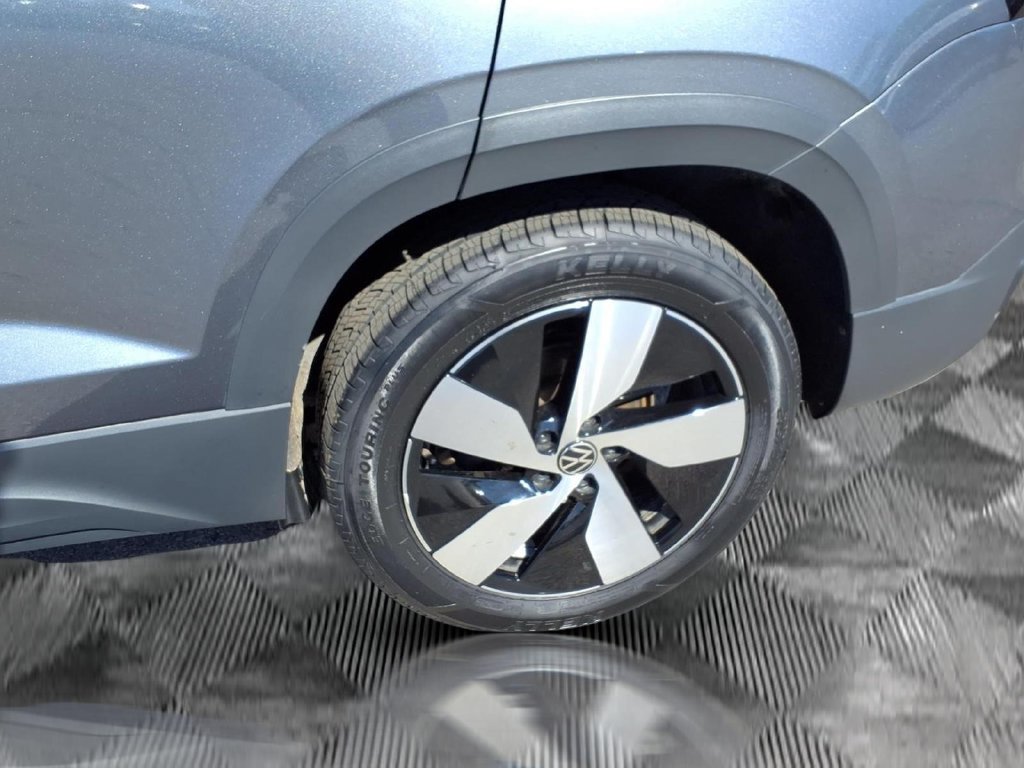 Used 2025 Volkswagen Taos S AWD/4WD image 25