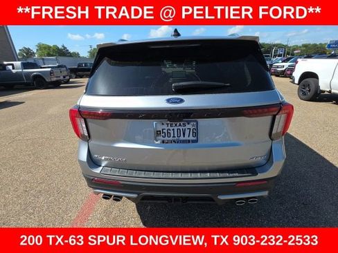 Used 2025 Ford Explorer Platinum w/ Ultimate Package AWD/4WD image 9