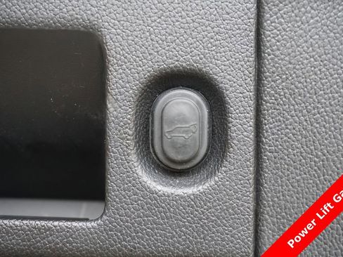 Used 2020 Chevrolet Tahoe LT AWD/4WD image 19