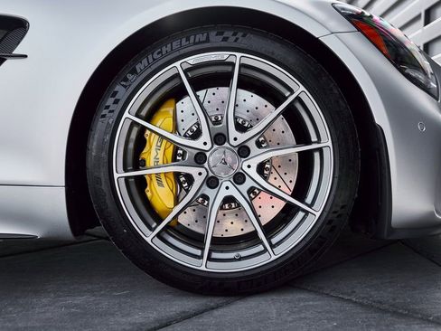 Used 2020 Mercedes-Benz AMG GT R image 36