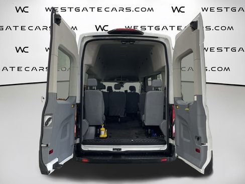 Used 2018 Ford Transit 350 XLT image 11