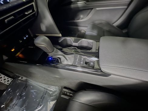 Used 2025 Toyota Camry XSE w/ Premium Plus Package image 25