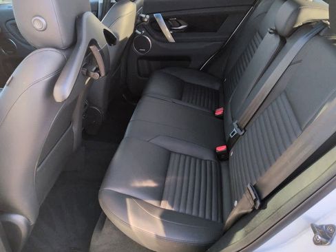 Used 2025 Land Rover Discovery Sport S image 20