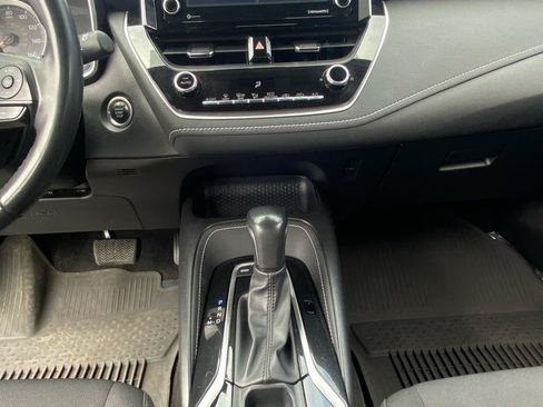Used 2022 Toyota Corolla SE FWD image 42