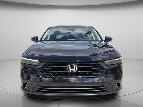 Used 2025 Honda Accord SE image 4