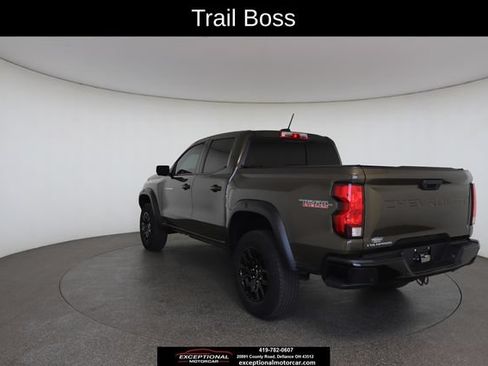 Used 2024 Chevrolet Colorado Trail Boss w/ Technology Package AWD/4WD image 12