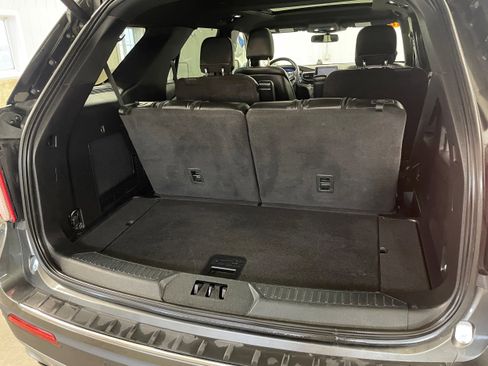 Used 2020 Ford Explorer Limited w/ Class III Trailer Tow Package image 29