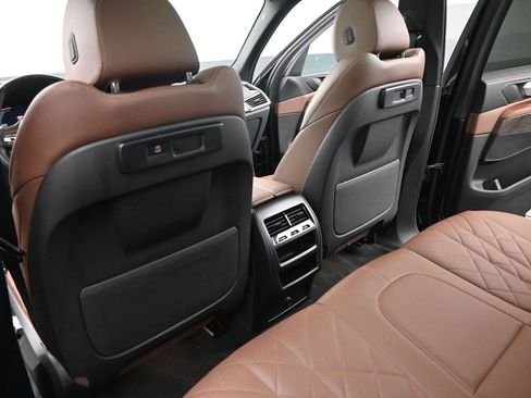 Used 2023 BMW X5 xDrive40i AWD/4WD image 18