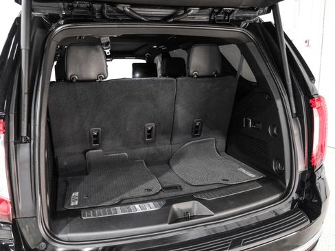 Used 2021 GMC Yukon Denali w/ Denali Premium Package image 65
