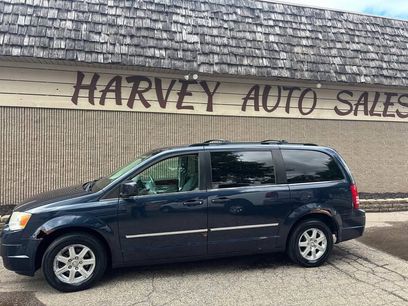 Used 2009 Chrysler Town & Country Touring