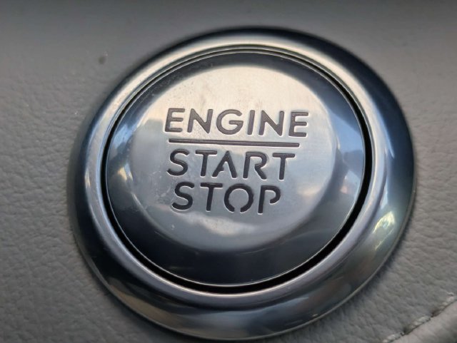 New 2026 Lincoln Nautilus Premier w/ Jet Appearance Package AWD/4WD image 28