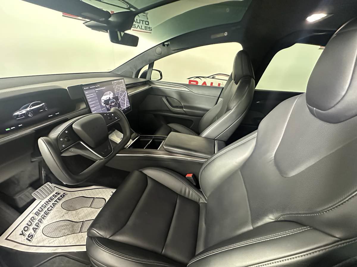 Used 2022 Tesla Model X AWD/4WD image 18
