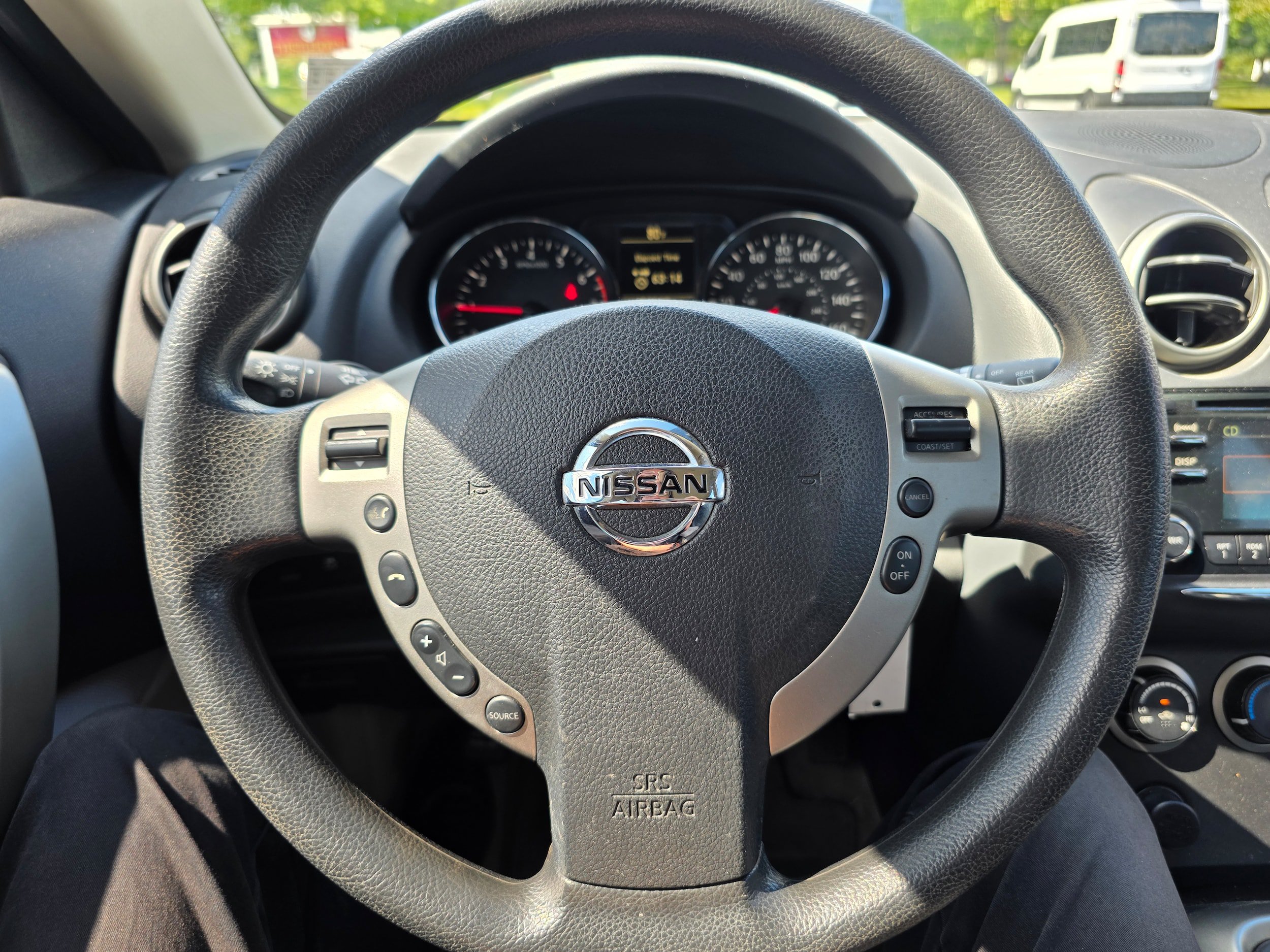 Used 2015 Nissan Rogue S w/ Convenience Package AWD/4WD image 14