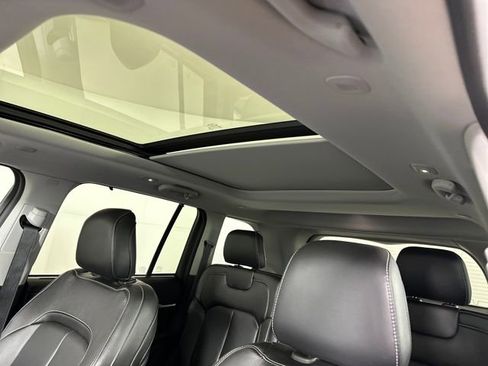 Used 2022 Jeep Grand Cherokee Limited 4xe w/ Luxury Tech Group II image 12