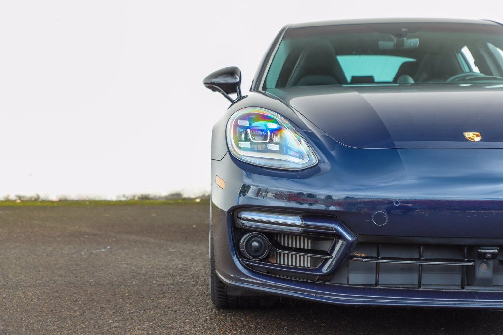 Used 2022 Porsche Panamera 4S AWD/4WD image 30