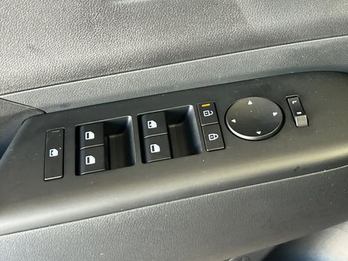 New 2026 Hyundai Kona SE image 14