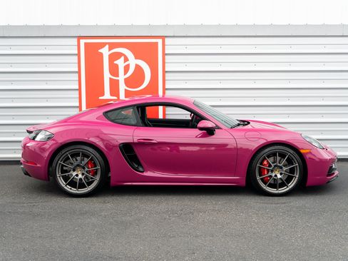 Used 2025 Porsche 718 Cayman GTS RWD image 38
