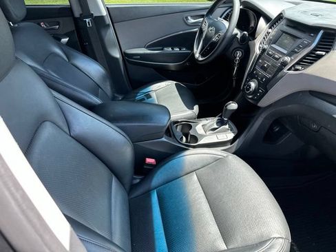 Used 2016 Hyundai Santa Fe SE FWD image 27
