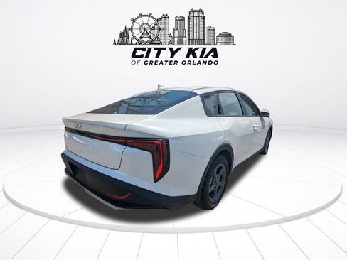 New 2026 Kia K4 FWD image 6