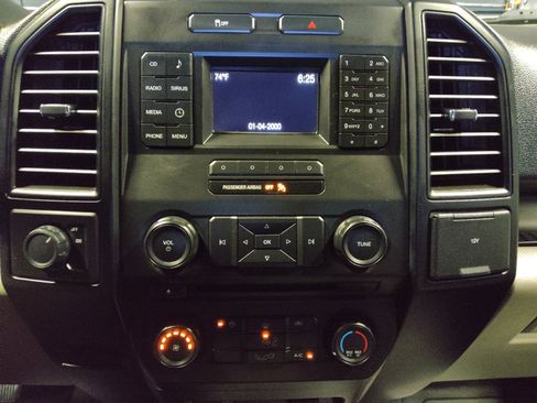 Used 2017 Ford F150 XL w/ Equipment Group 101A Mid RWD image 25