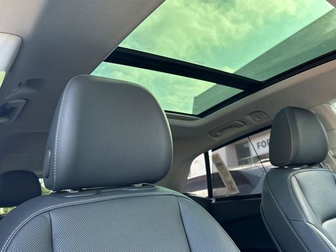 Used 2023 Audi Q8 Premium Plus w/ Premium Plus Package image 17