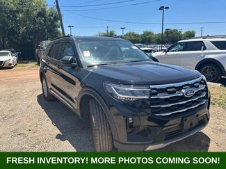 Used 2025 Ford Explorer Active w/ Active Comfort Package RWD video 1