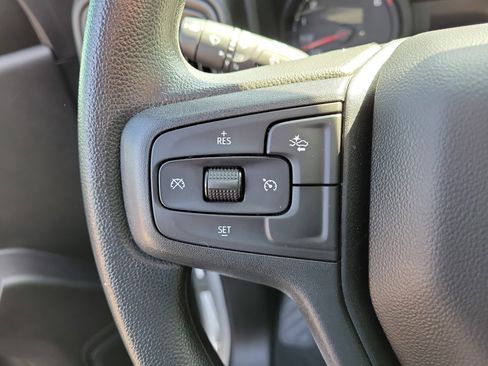 Used 2025 Chevrolet Silverado 1500 Custom image 20