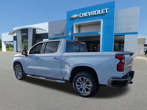 New 2026 Chevrolet Silverado 1500 LTZ w/ Z71 Off-Road Package AWD/4WD image 8