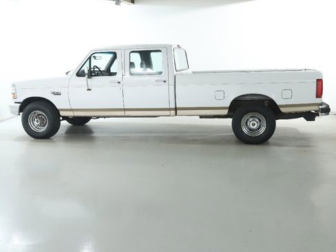 Used 1995 Ford F350 XL image 4