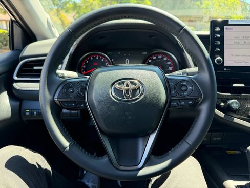 Used 2024 Toyota Camry XSE FWD image 17