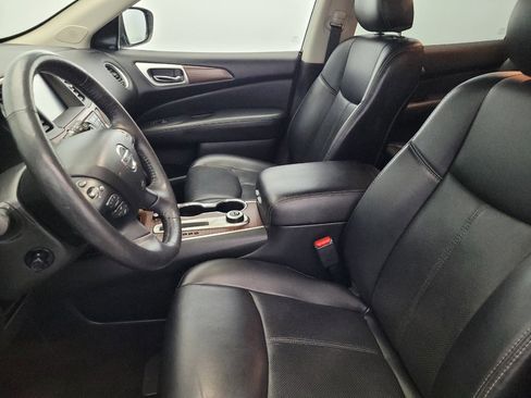 Used 2019 Nissan Pathfinder Platinum image 17