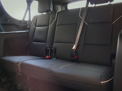 Certified 2024 Cadillac Escalade ESV Premium Luxury image 11