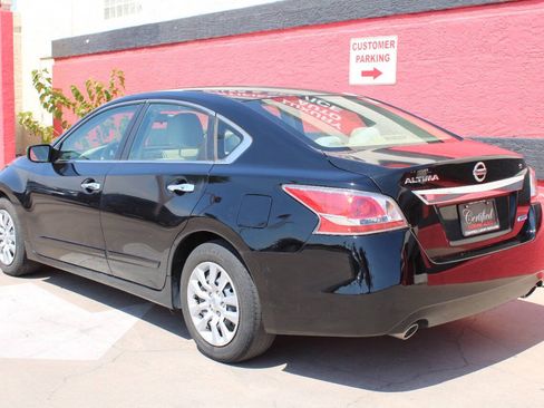 Used 2014 Nissan Altima 2.5 S FWD image 8