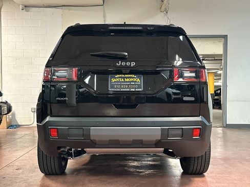New 2026 Jeep Cherokee Overland w/ Advanced Pro Tech Group AWD/4WD image 4