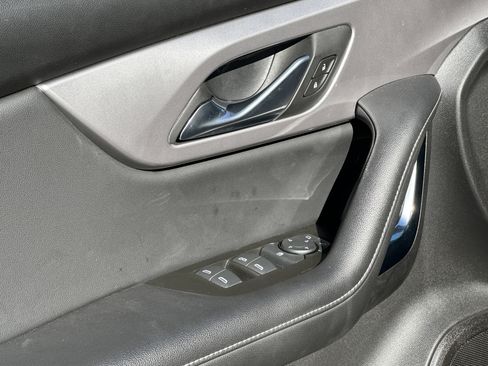 Used 2024 Chevrolet Blazer LT w/ Convenience Package image 12