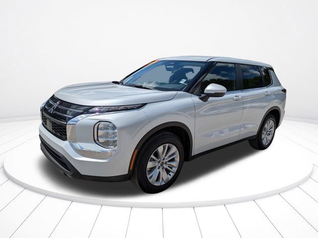 New 2026 Mitsubishi Outlander ES FWD image 8