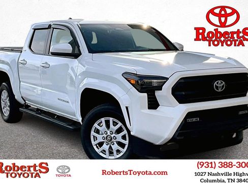 Used 2025 Toyota Tacoma SR5 image 1