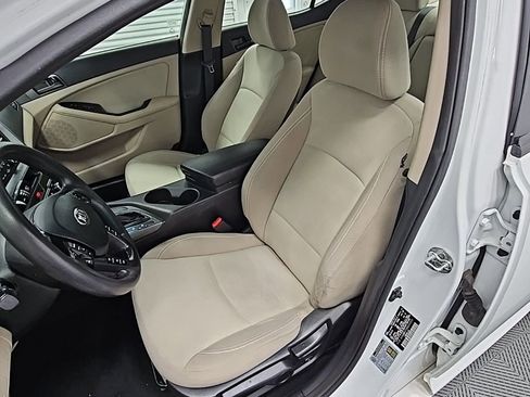Used 2013 Kia Optima LX image 14