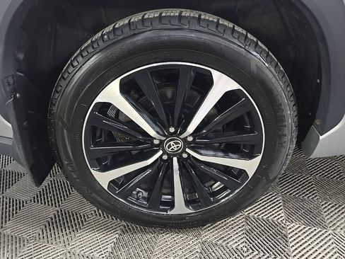 Used 2022 Toyota Highlander XSE AWD/4WD image 14