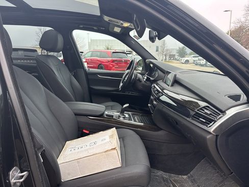 Used 2018 BMW X5 xDrive35i w/ Driving Assistance Package image 9