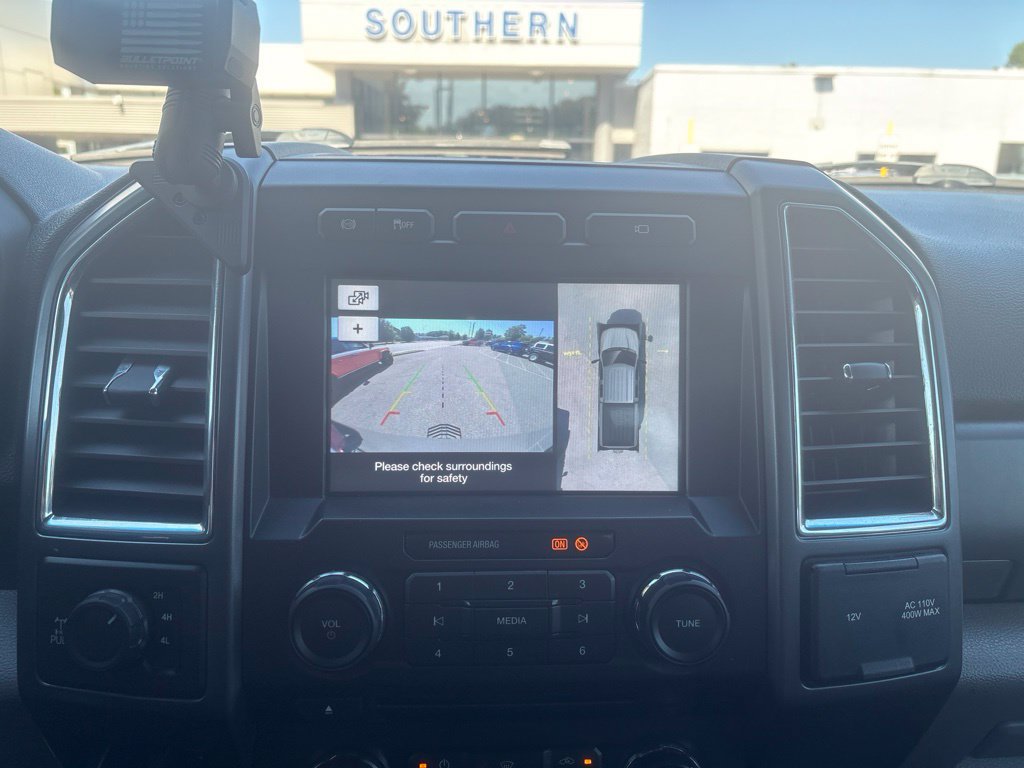 Used 2017 Ford F250 XLT w/ XLT Premium Package AWD/4WD image 17
