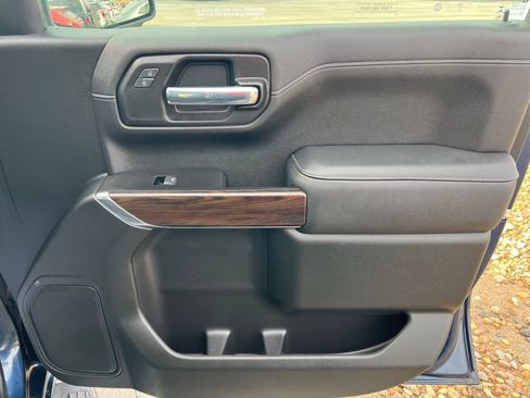 Used 2021 GMC Sierra 1500 SLT w/ SLT Convenience Package image 27