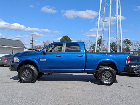 Used 2016 RAM 2500 Laramie w/ Convenience Group image 2