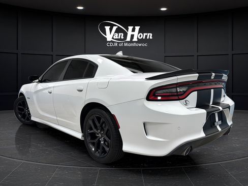 Used 2022 Dodge Charger R/T w/ Blacktop Package RWD image 5